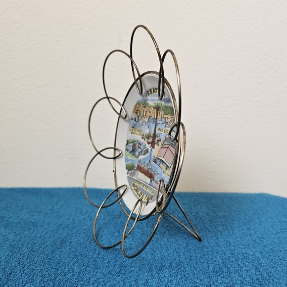 Seattle World's Fair Mini Plate | Space Needle | Church of the Future - Picture 4 of 7